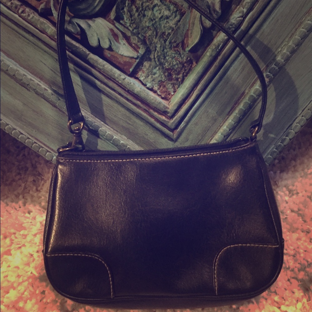 Nine West black clutch